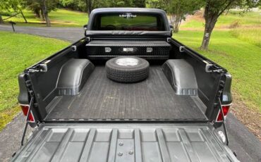 Chevrolet-c10-pickup-1986-custom-3