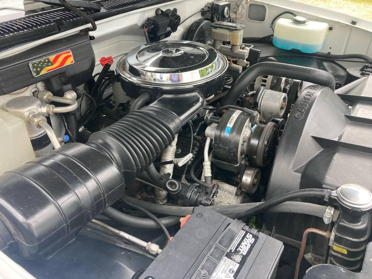 Chevrolet-c10-pickup-1988-white-4