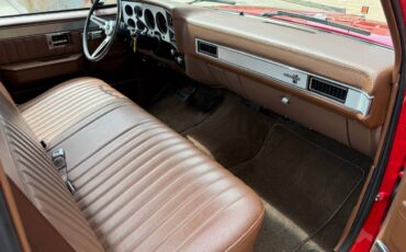 Chevrolet-c10-short-bed-1985-red-13