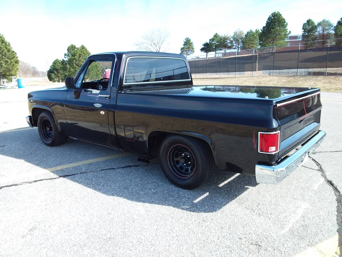 Chevrolet-c10-silverado-1986-black-13