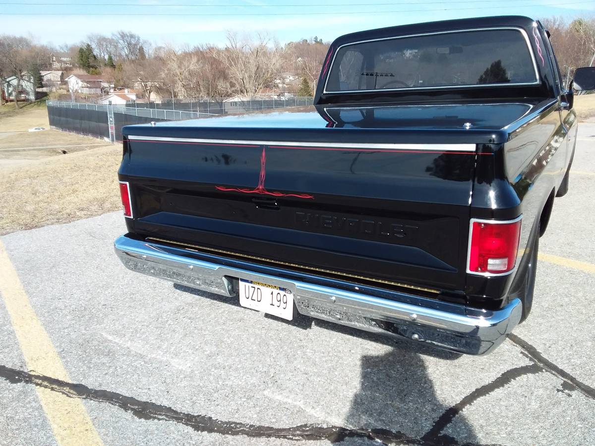 Chevrolet-c10-silverado-1986-black-7