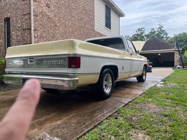 Chevrolet-c10-silverado-lwb-1975-custom-3