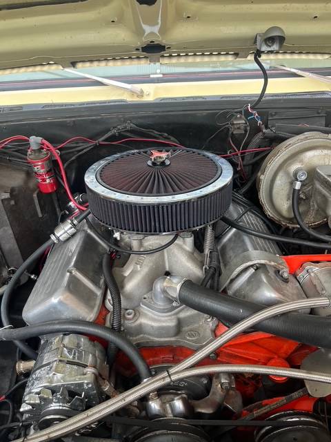 Chevrolet-c10-silverado-lwb-1975-custom-4