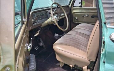 Chevrolet-c10-stepside-1966-green-2