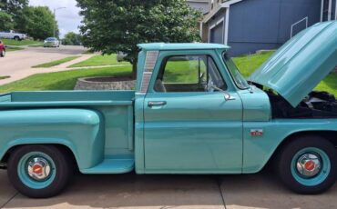 Chevrolet-c10-stepside-1966-green-3