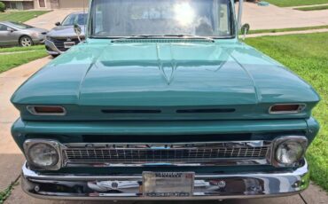 Chevrolet-c10-stepside-1966-green-6