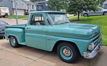 Chevrolet-c10-stepside-1966-green-9