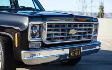 Chevrolet-c10-stepside-1975-black-6