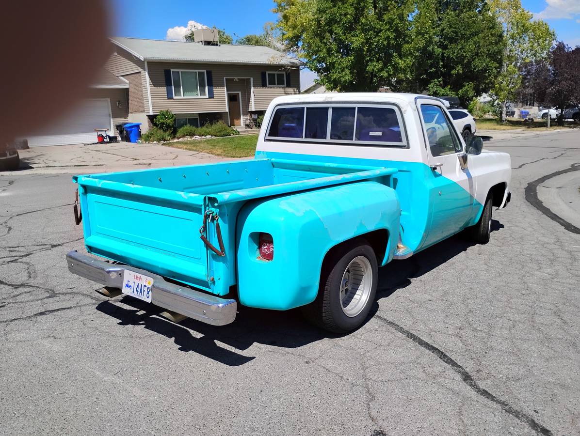 Chevrolet-c10-stepside-1979-custom-1