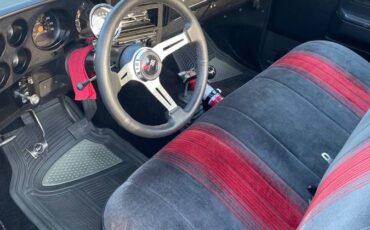Chevrolet-c10-stepside-1981-custom-18