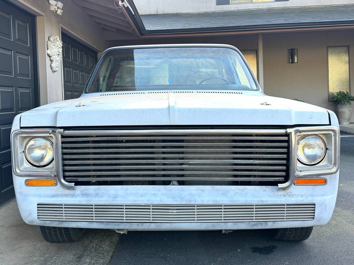 Chevrolet-c10-stepside-electric-1973-grey-1