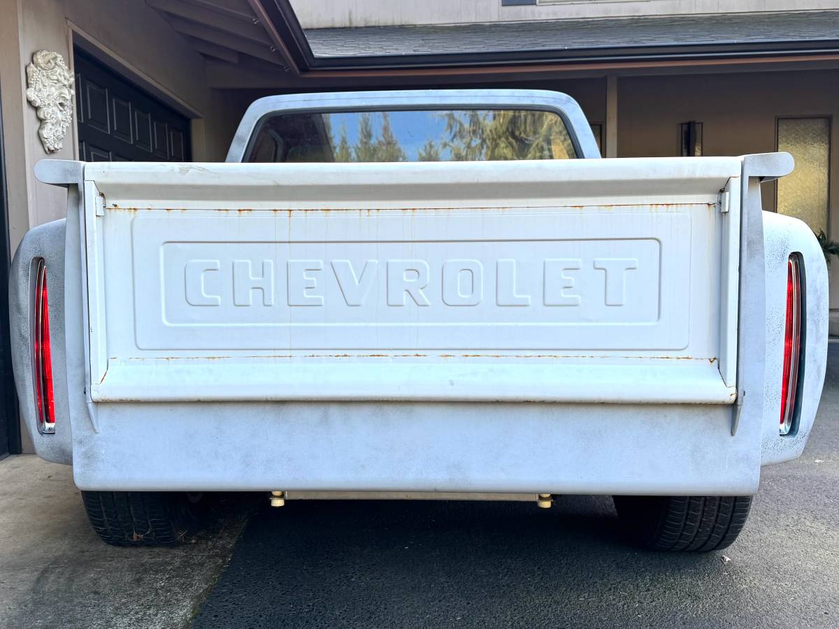 Chevrolet-c10-stepside-electric-1973-grey-16