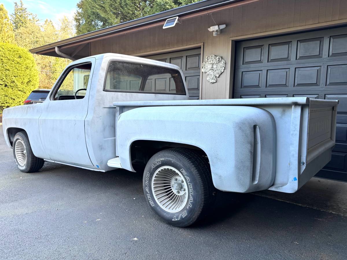 Chevrolet-c10-stepside-electric-1973-grey-3