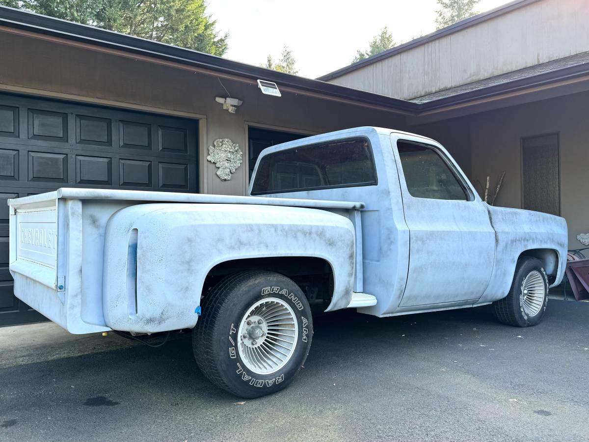 Chevrolet-c10-stepside-electric-1973-grey-8