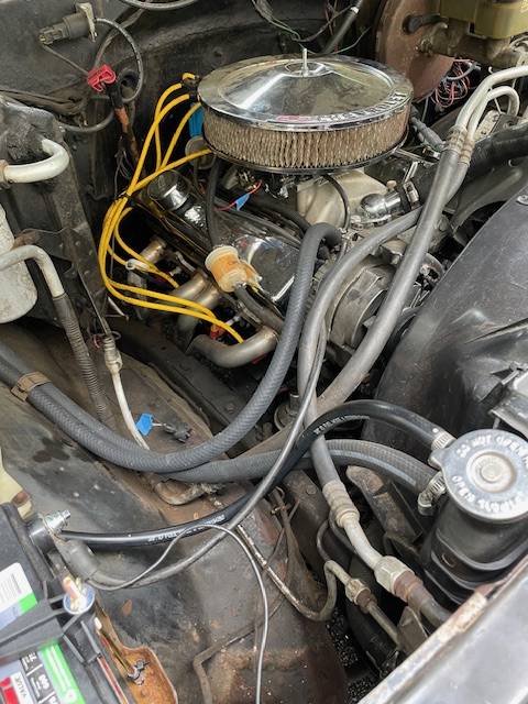 Chevrolet-c10-swb-1985-black-1