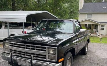 Chevrolet-c10-swb-1985-black-3