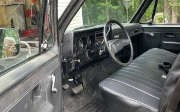 Chevrolet-c10-swb-1985-black-4