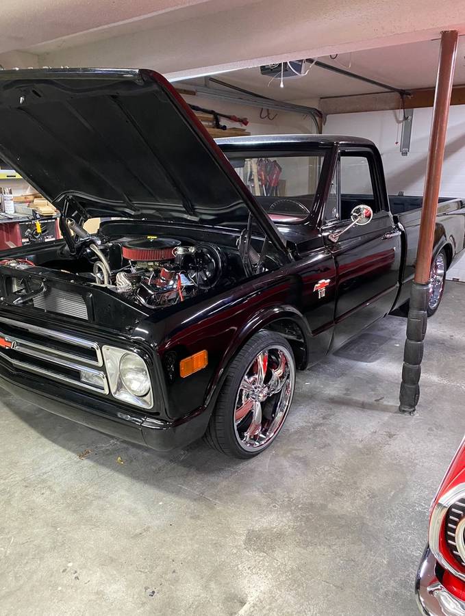 Chevrolet-c10-swb-pickup-1968-black-1