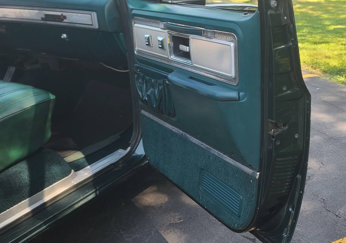 Chevrolet-c10-swb-stepside-1979-green-19