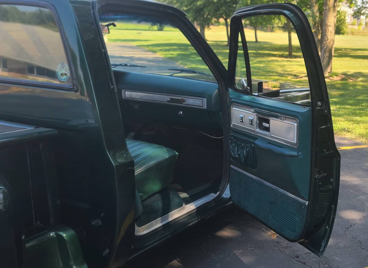 Chevrolet-c10-swb-stepside-1979-green-20