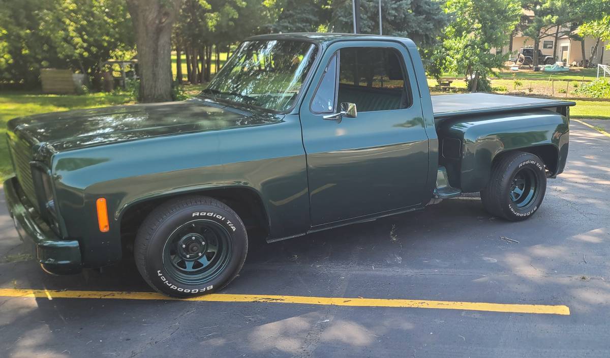 Chevrolet-c10-swb-stepside-1979-green-8
