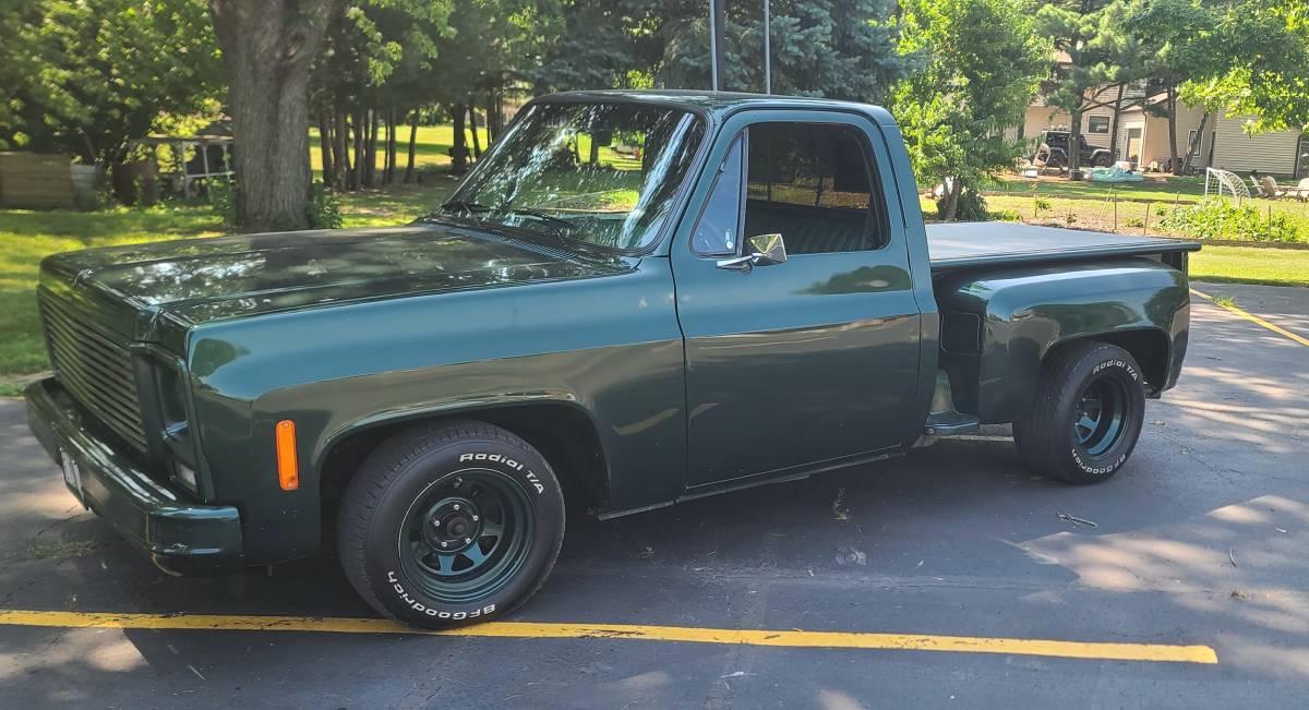 Chevrolet-c10-swb-stepside-1979-green