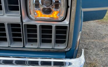 Chevrolet-c10-truck-1981-blue-4