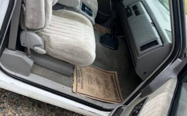 Chevrolet-c1500-1993-white-9