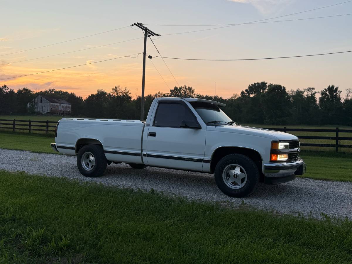 Chevrolet-c1500-1994-white-1