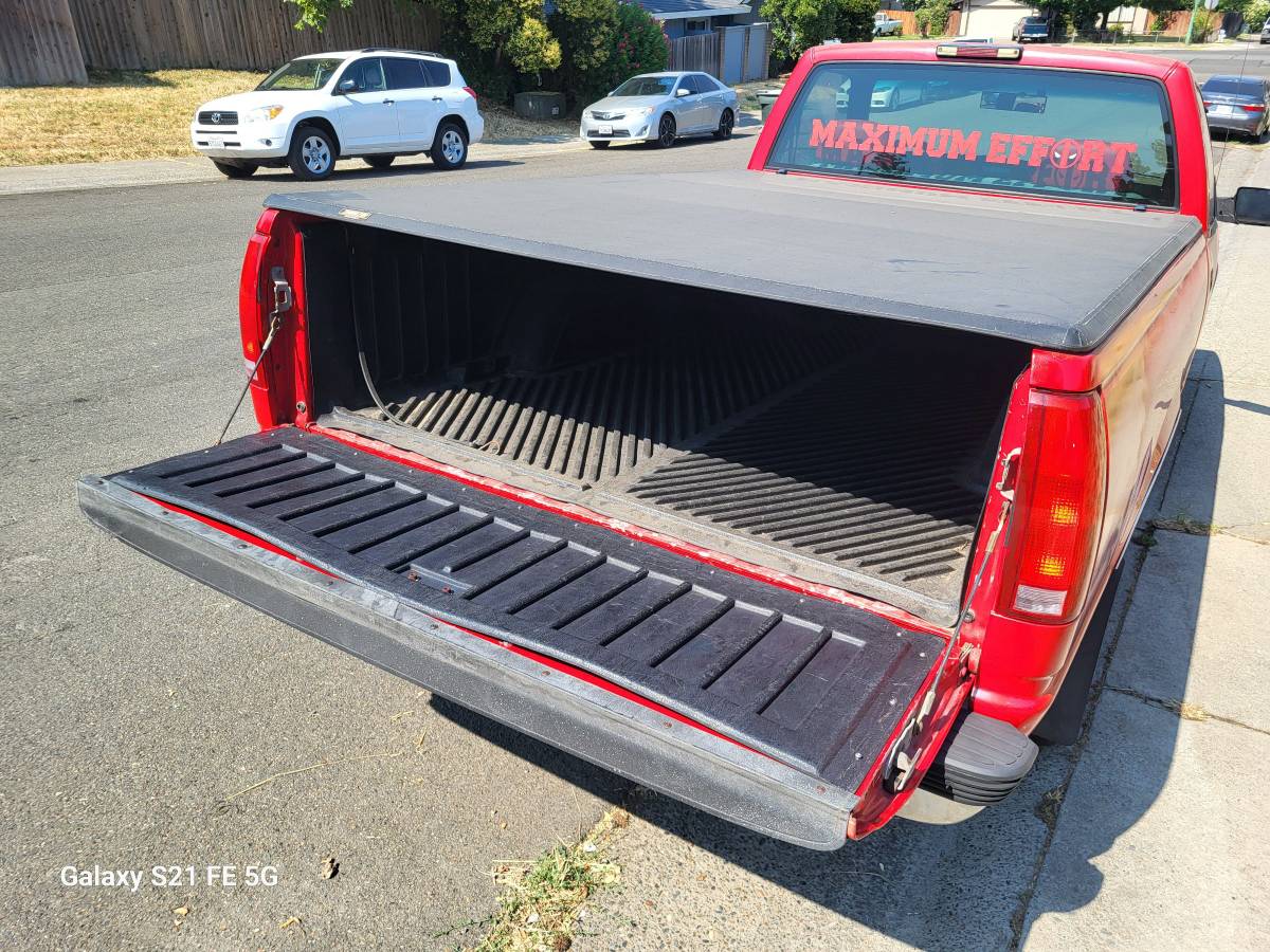 Chevrolet-c1500-pickup-2wd-1995-red-11