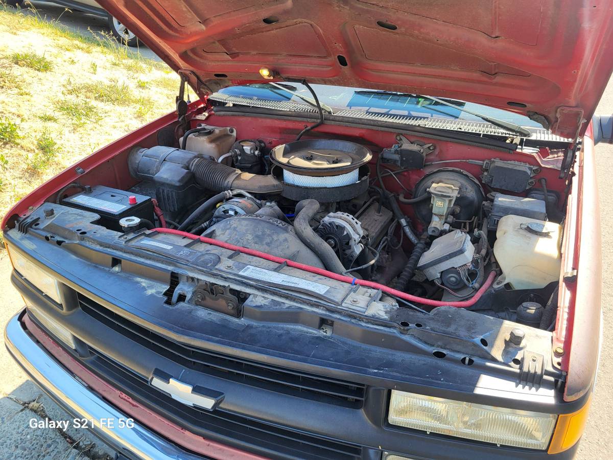 Chevrolet-c1500-pickup-2wd-1995-red-9