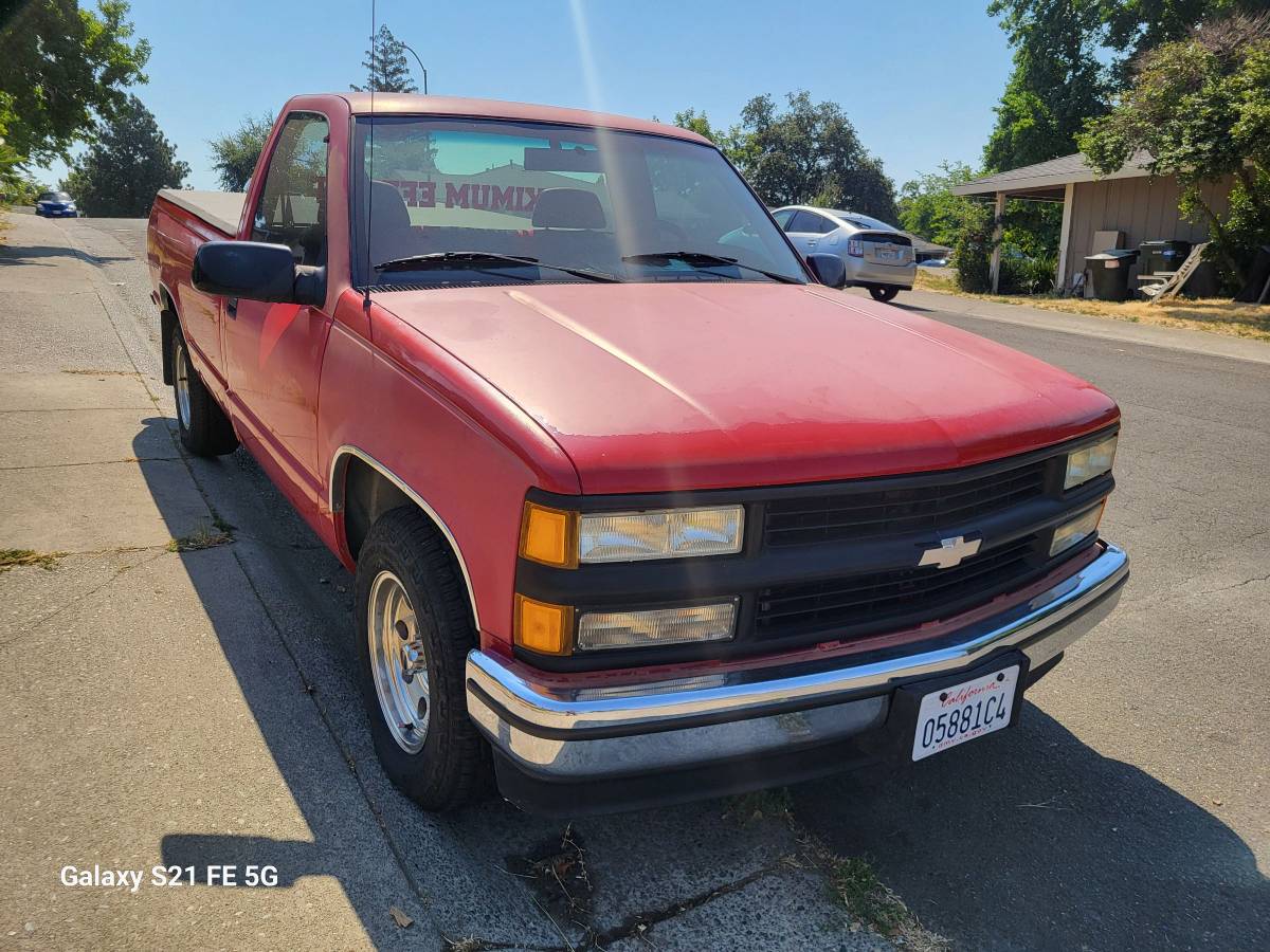 Chevrolet-c1500-pickup-2wd-1995-red