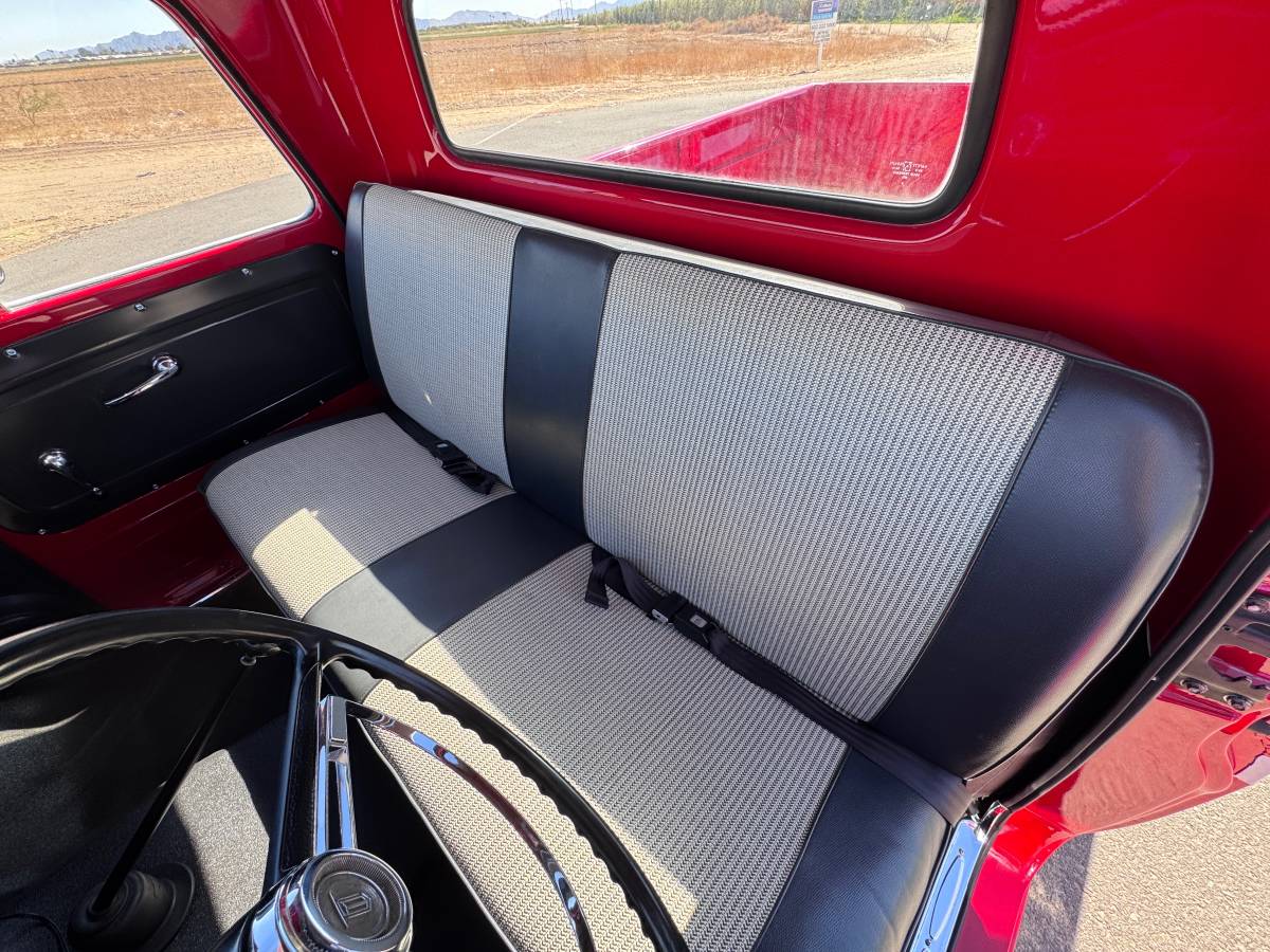 Chevrolet-c20-1966-red-1