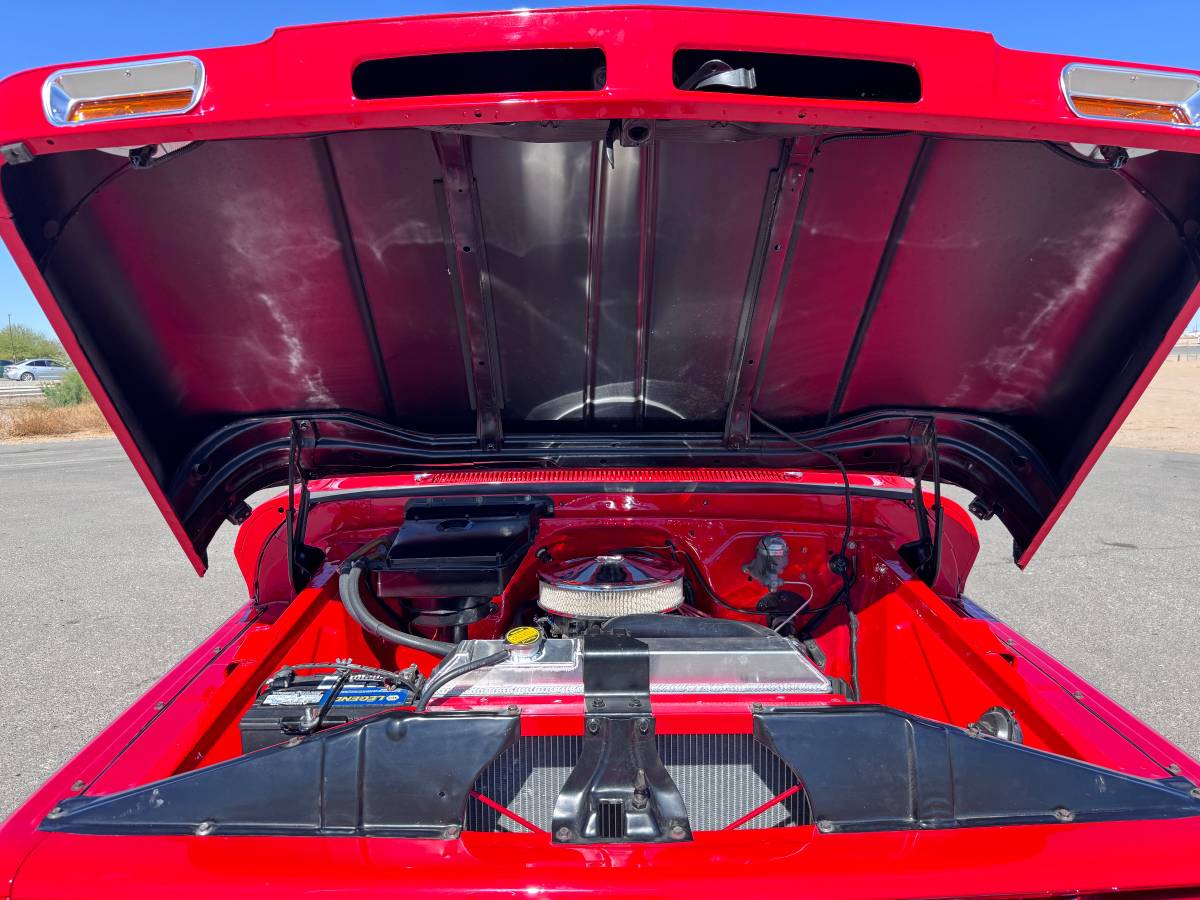 Chevrolet-c20-1966-red-24