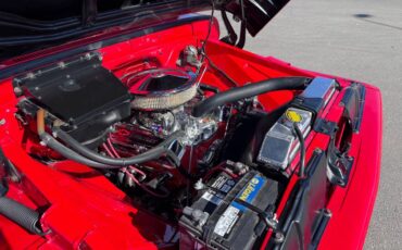 Chevrolet-c20-1966-red-35