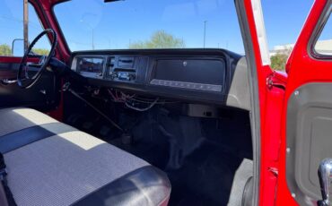 Chevrolet-c20-1966-red-7