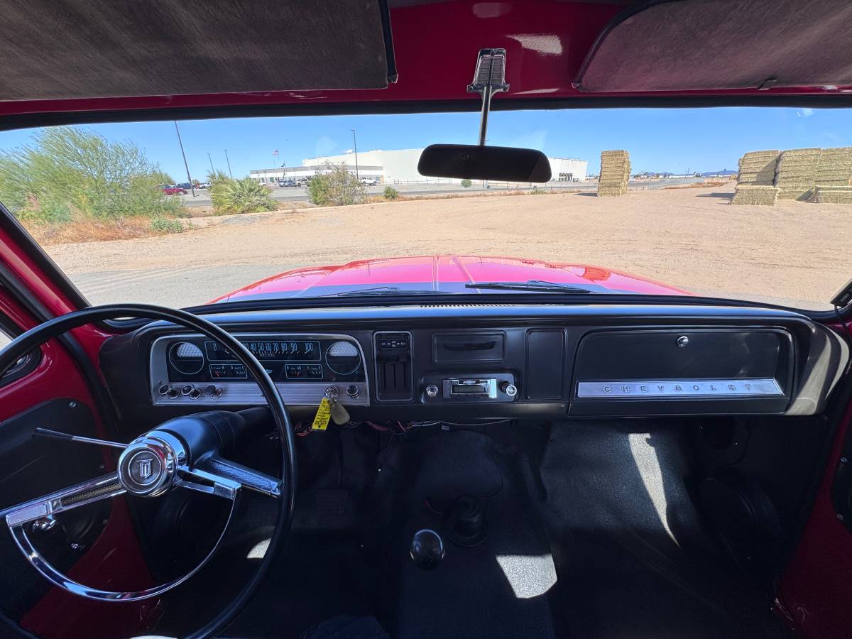 Chevrolet-c20-1966-red-9
