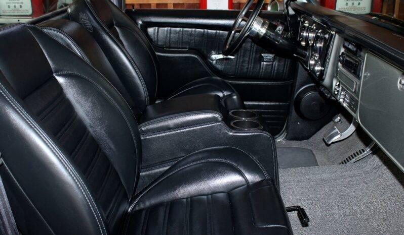 Chevrolet-c20-1969-11