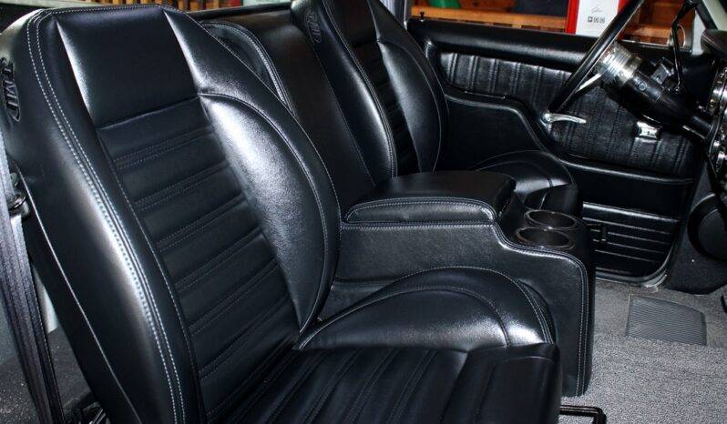 Chevrolet-c20-1969-12