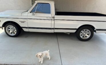 Chevrolet-c20-1969-white-1
