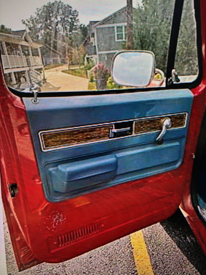 Chevrolet-c20-1973-red-1