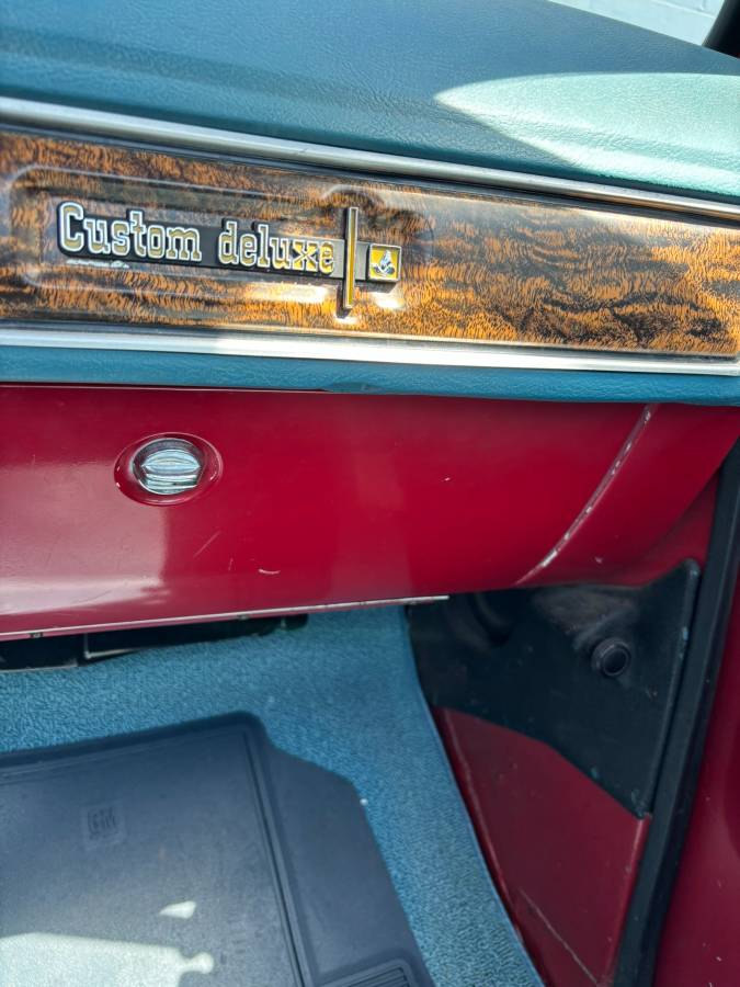 Chevrolet-c20-1973-red-7