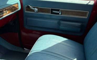 Chevrolet-c20-1973-red-8