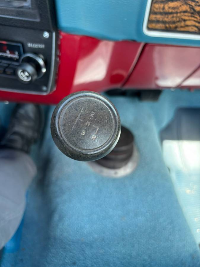 Chevrolet-c20-1973-red-9