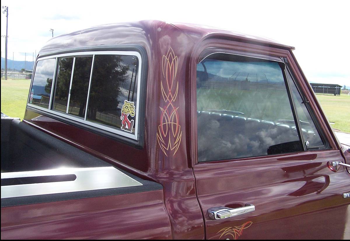 Chevrolet-c20-pick-up-1969-custom-2