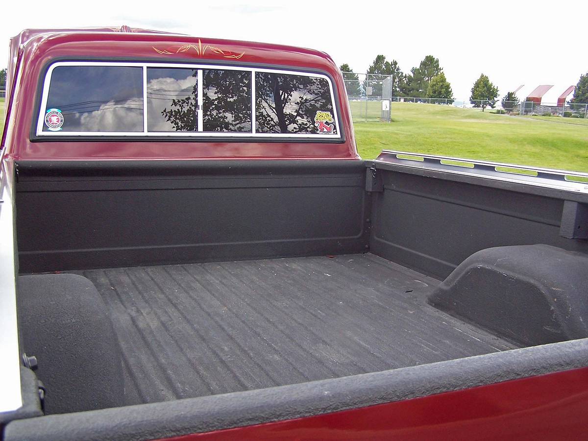 Chevrolet-c20-pick-up-1969-custom-5
