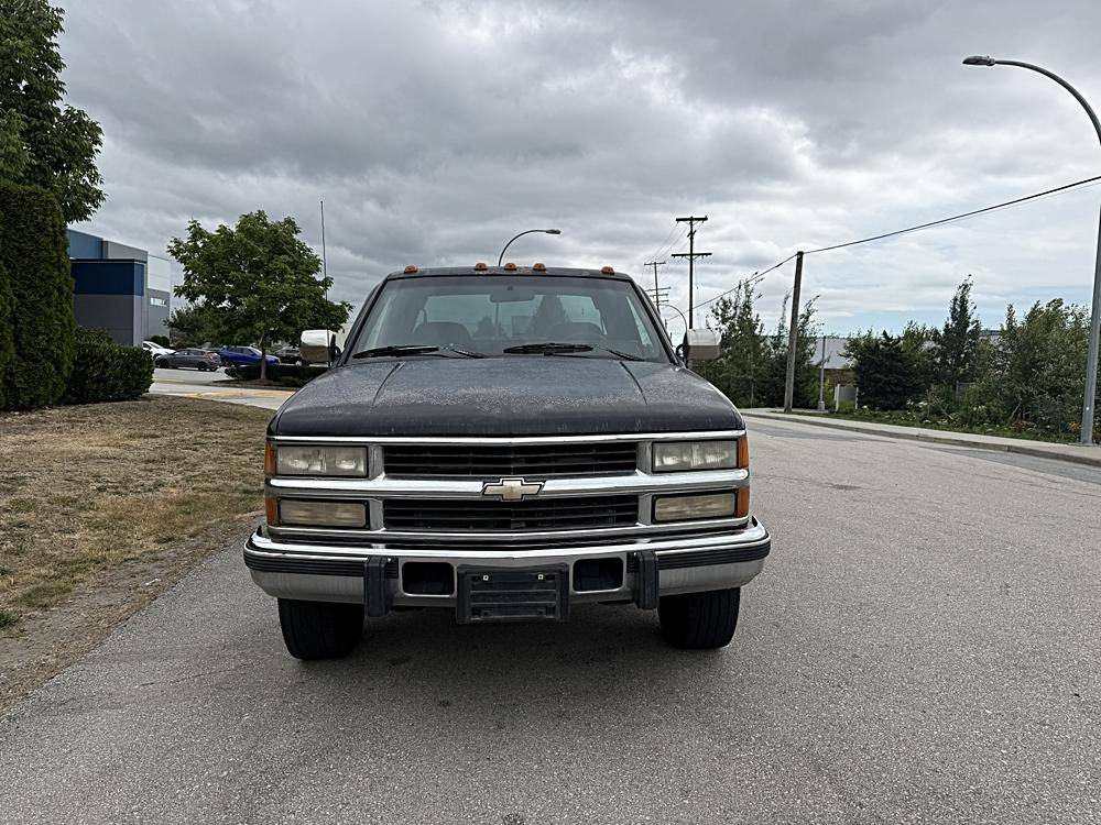Chevrolet-c2500-1994-black-4