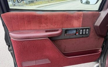 Chevrolet-c2500-1994-black-9