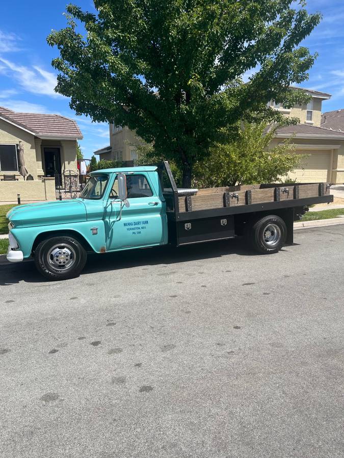 Chevrolet-c30-pickup-1964-blue-8