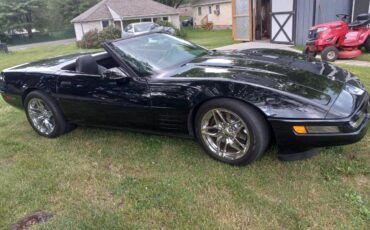 Chevrolet-c4-corvette-1994-black-5